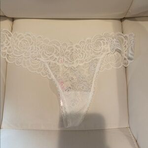 Victoria's Secret Floral Lace Panty in Cream